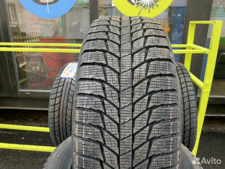 Triangle PS01 215/55 R17 98T