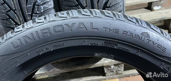 Uniroyal MS Plus 77 215/50 R17
