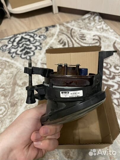 Лампа противотуманная golf 6 правая