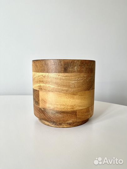 Кашпо из дерева манго