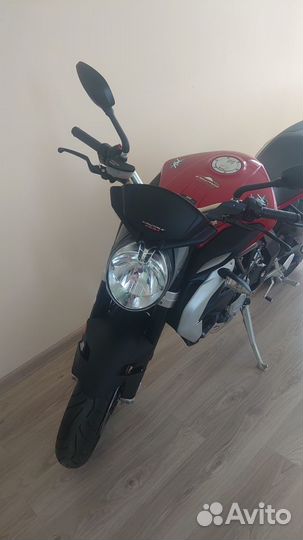 MV Agusta Brutale 800