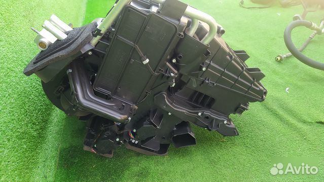 Радиатор печки Volvo V70 B5254T6