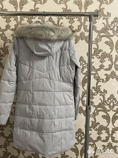 Женское пуховое пальто