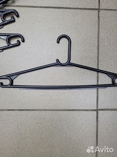 Вешалки плечики