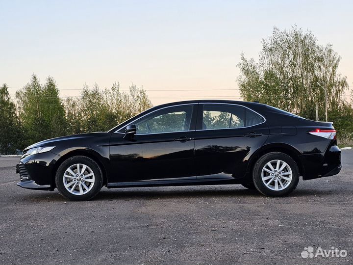 Toyota Camry 2.5 AT, 2021, 70 000 км