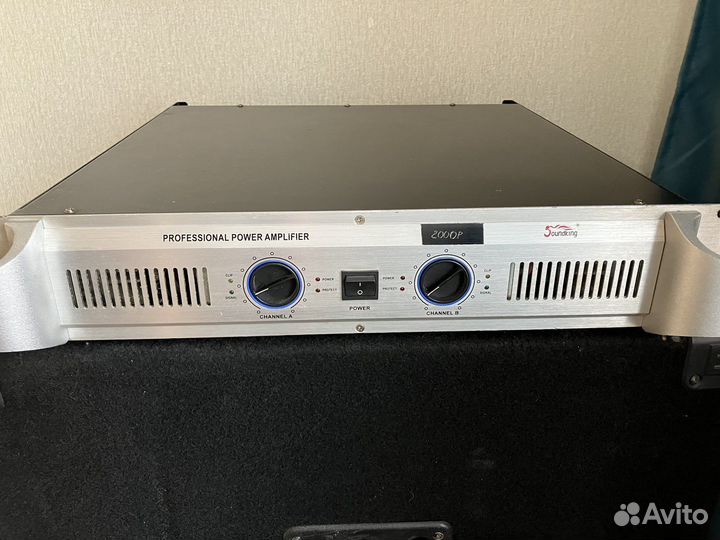 Усилитель мощности saundking aa2000p