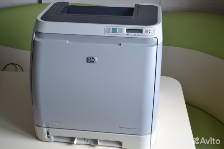 HP Color LaserJet 2605 (Цветной лазерный принтер)
