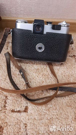 Плёночный фотоаппарат Зенит Е