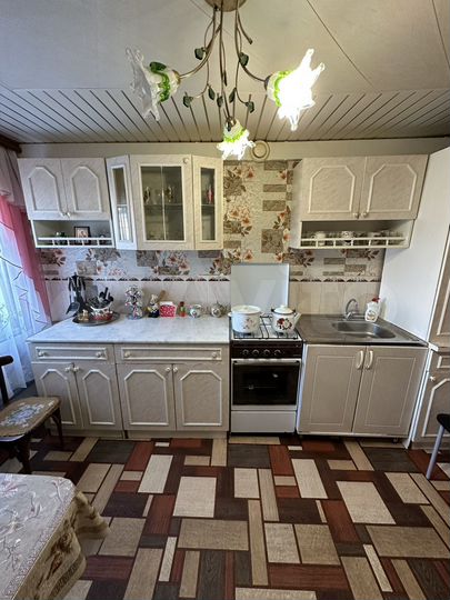 Дом 64 м² на участке 6 сот.