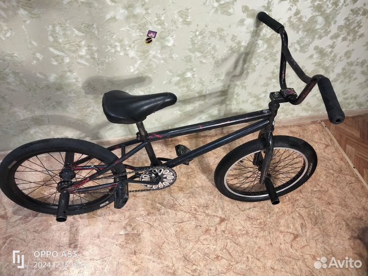 Подростковый трюковой велосипед bmx