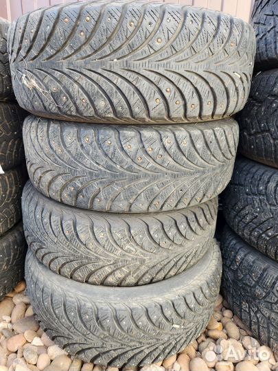 Sava Eskimo Stud 205/60 R16