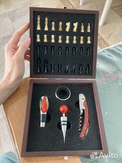 Подарочный винный набор + шахматы