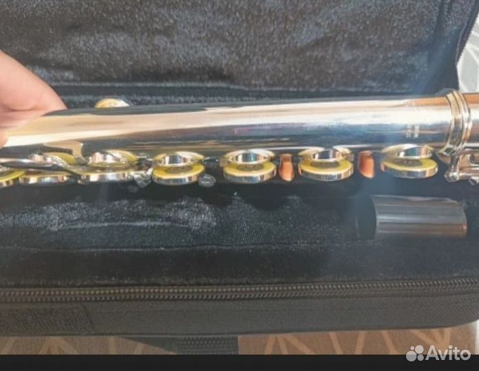 Yamaha yfl 212ученическая флейта