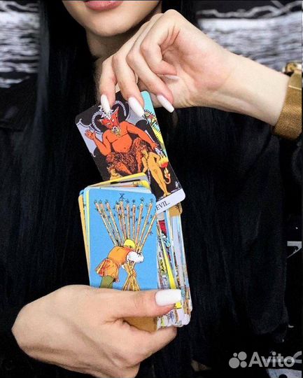 Расклады таро, гадание на картах, обучение