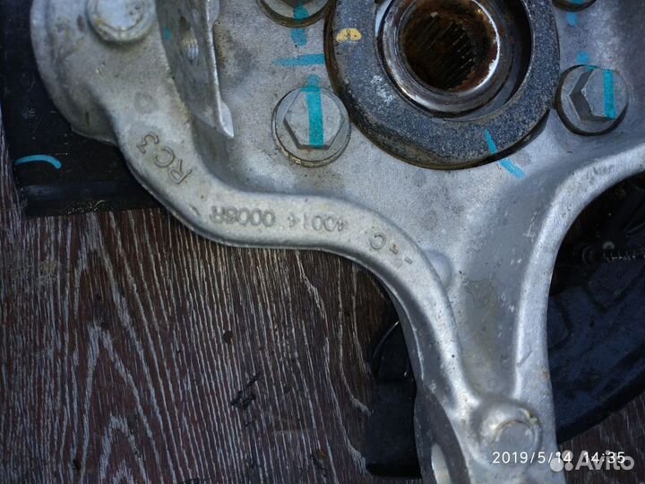 Цапфа для Renault Laguna III 2008-2015