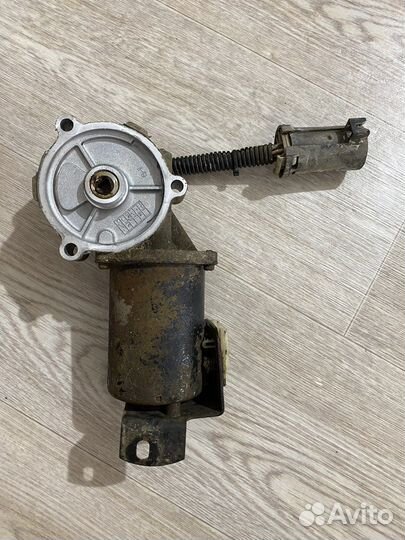 Моторчик включения привода SsangYong 4408648006