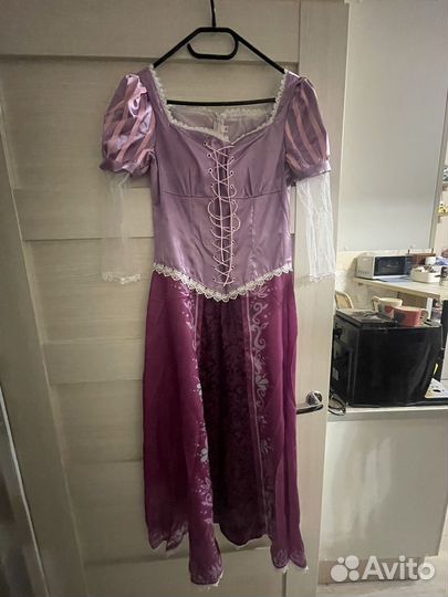 Костюм аниматора Рапунцель