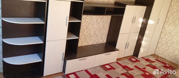 Стенка в гостиную со шкафом под тв