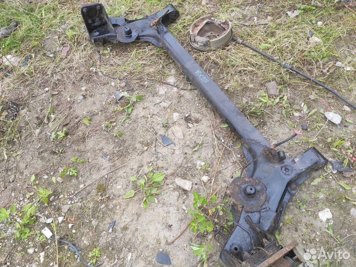 Балка подвески задняя Daewoo Nexia