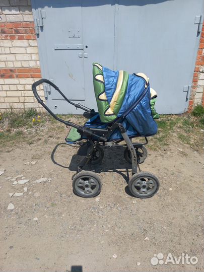 Продам прогулочную коляску