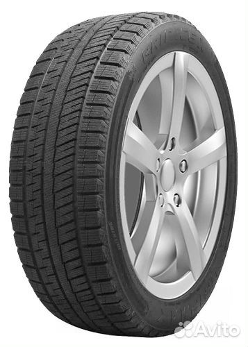 Gripmax Grip Ice X 215/50 R18