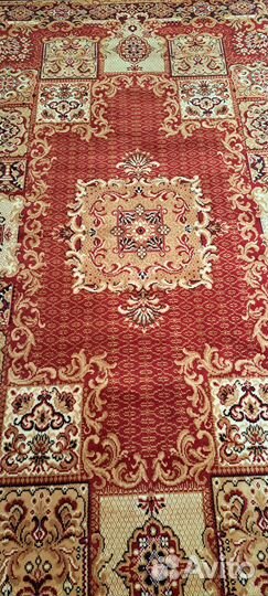 Ковер шерстяной