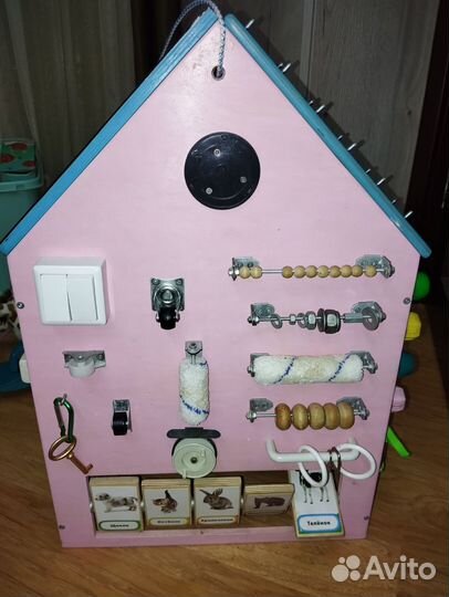 Детский бизиборд