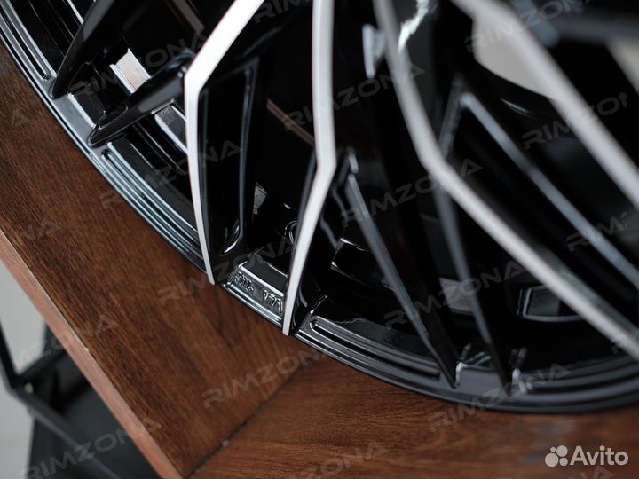 Литые диски Vorsteiner R18 на Kia. Арт2169