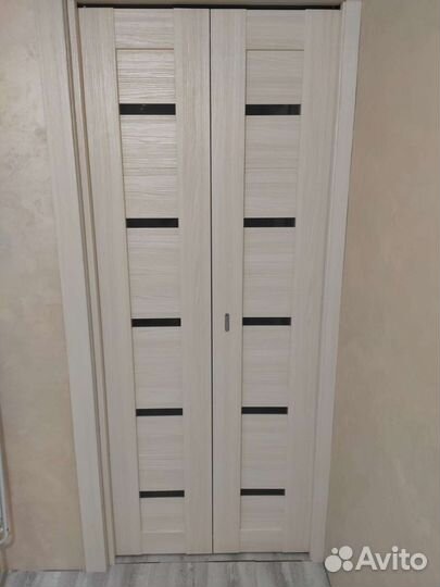 Двери межкомнатные с коробкой новые 15000 за все