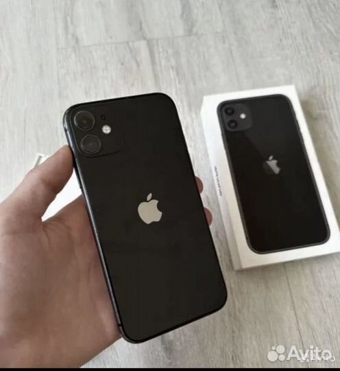 iPhone 11, 64 ГБ