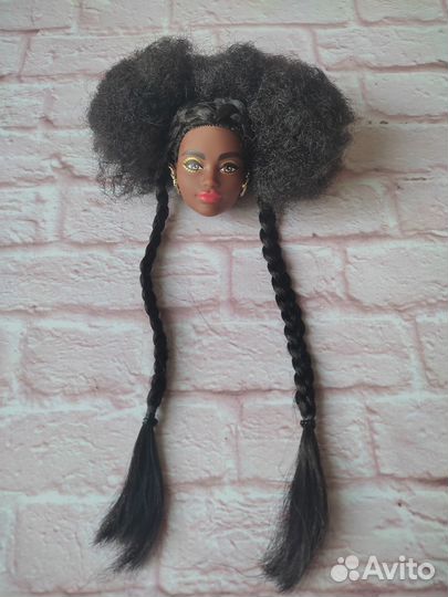 Голова Андры и Экстры Барби