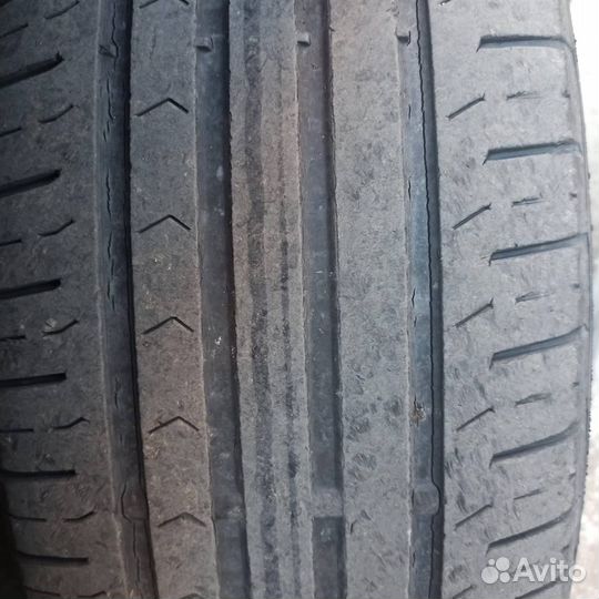 Continental ContiPremiumContact 5 225/65 R17