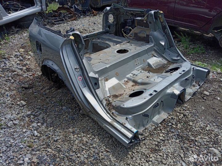 Задняя часть Audi Allroad C5 ARE 2001