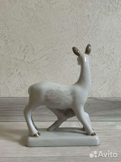 Фарфоровые статуэтки материнство