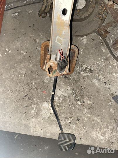 Педаль тормоза nissan almera N16