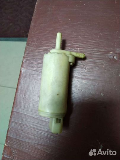 Насос автомобильный электрический стеклоочистителя