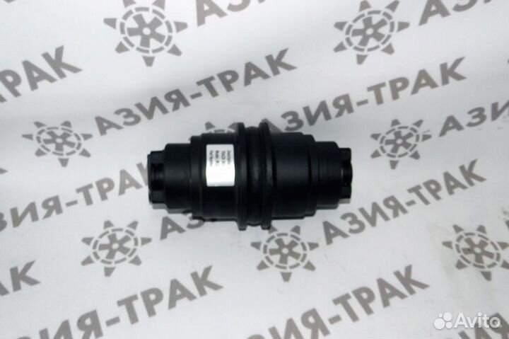 Опорный каток на Kubota K040