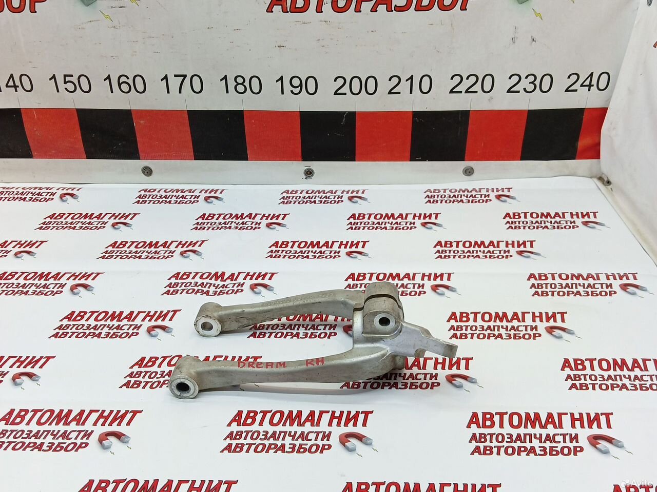 Вилка переднего амортизатора правая Voyah Dream