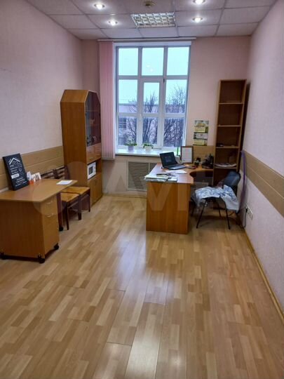 Свободного назначения, 4200 м²