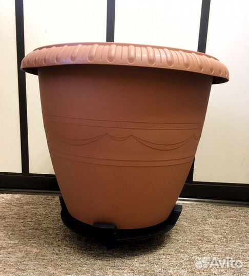 Кашпо горшок для цветов