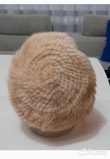 Берет женский норковый