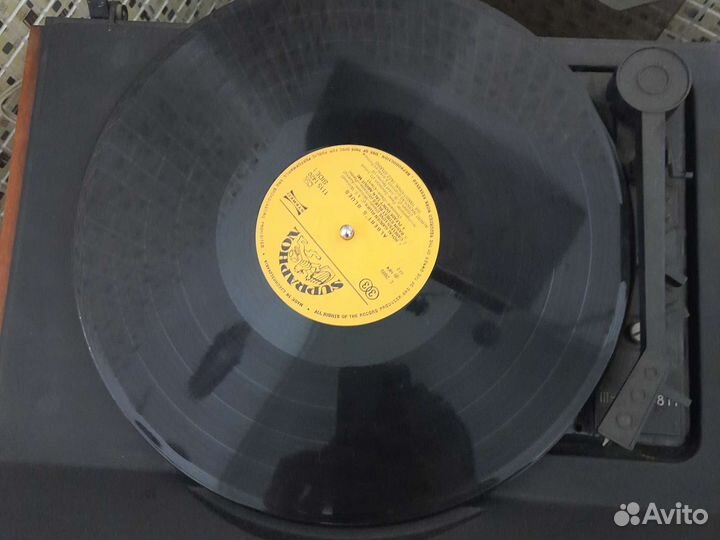 Виниловые пластинки