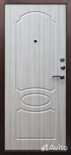 Входная металлическая дверь Броня 7 (беленый дуб)