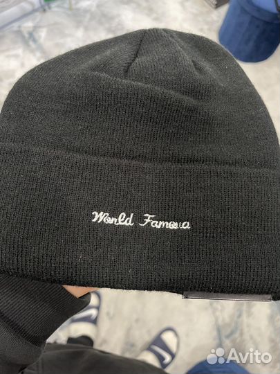 Мужская шапка supreme