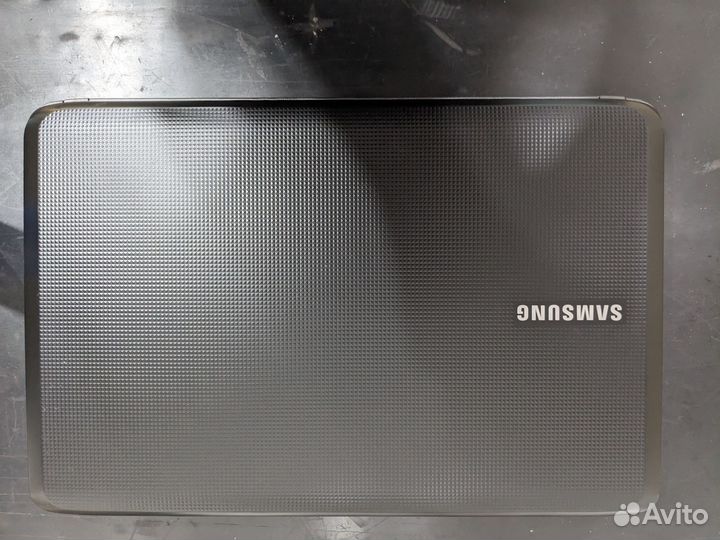 Ноутбук Samsung R530 черный