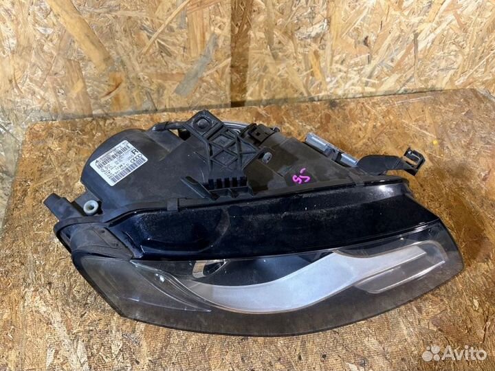 Фара передняя правая Audi A4 B8 2007-2011