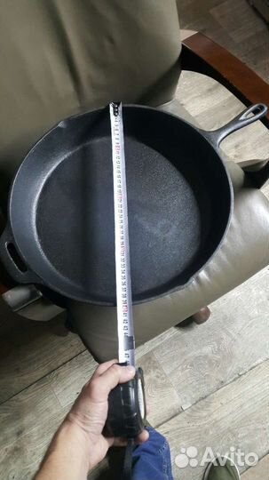 Чугунная сковорода 40 см