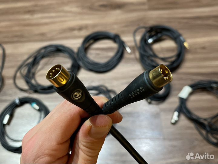 Аудио и инстеументальные шнуры, кабели