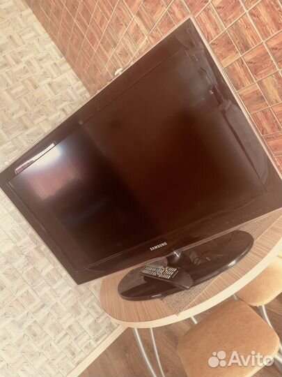 Телевизор samsung