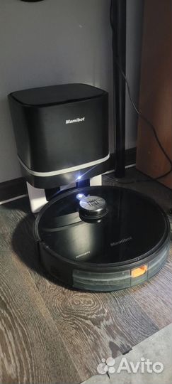 Робот пылесос